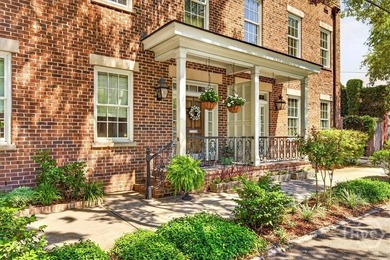 Ideally situated on the corner of Montgomery and Alice Streets - photo 4