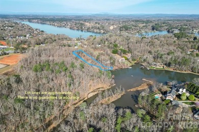 Lake Hickory Lot For Sale in Hickory North Carolina