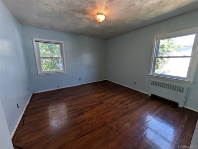 Welcome to 2944 Bayswater Avenue - a lovely ranch-style home - photo 11