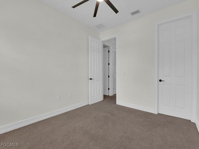 Buyer's financing fell through-this is your opportunity to own - photo 32