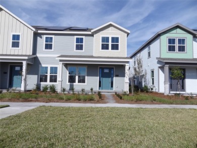 Weslyn Park Lake Townhome/Townhouse For Sale in Saint Cloud Florida