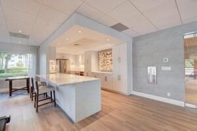 Highly Desirable & Rarely Available WEST CORNER - 11th Floor 01 - photo 41
