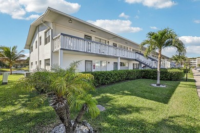 Corner, 2nd floor, walk up unit with a Balcony overlooking Water - photo 3