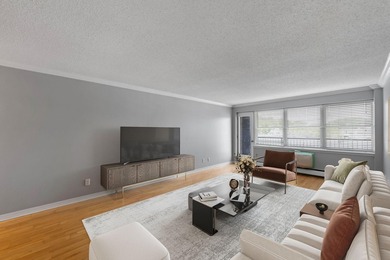 Nestled next to Market Plaza and steps from Bde Maka Ska, 1BR - photo 3