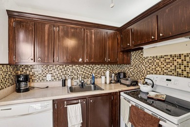 Corner, 2nd floor, walk up unit with a Balcony overlooking Water - photo 6