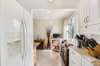 Corner, 2nd floor, walk up unit with a Balcony overlooking Water - photo 7