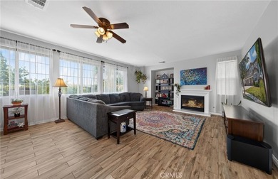 Welcome to this stunning turnkey home in the highly sought-after - photo 9