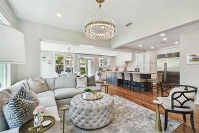 This beautifully restored Hyde Park home blends vintage charm - photo 15