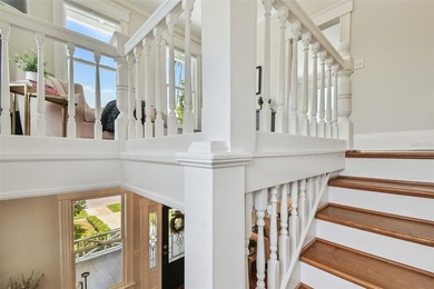 This beautifully restored Hyde Park home blends vintage charm - photo 22