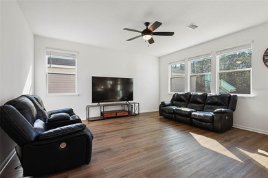 Short Sale. All offers subject to bank approval. This is a - photo 33