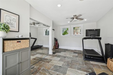 This beautifully restored Hyde Park home blends vintage charm - photo 36