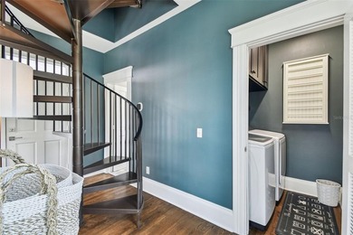 This beautifully restored Hyde Park home blends vintage charm - photo 45