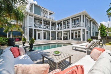 This beautifully restored Hyde Park home blends vintage charm - photo 50