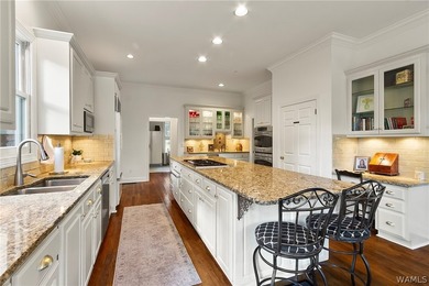 Welcome to 1821 Point Clear Road, a Lake Tuscaloosa retreat - photo 15