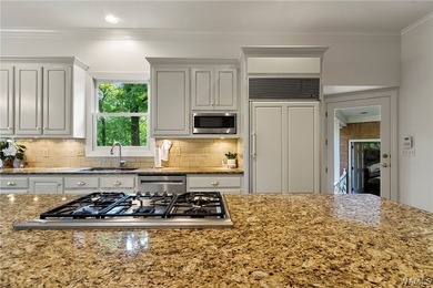 Welcome to 1821 Point Clear Road, a Lake Tuscaloosa retreat - photo 19