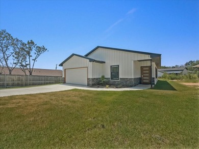 Lake Granbury Home For Sale in Granbury Texas