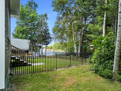 Experience the pleasure of owning your private waterfront home - photo 8