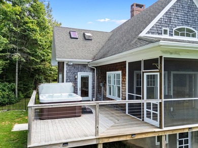 Experience the pleasure of owning your private waterfront home - photo 10