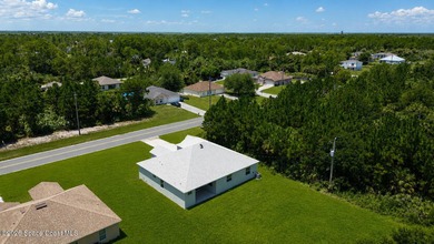 Discover Your Dream Home, where modern elegance seamlessly meets - photo 34