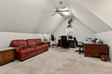 Welcome to 1821 Point Clear Road, a Lake Tuscaloosa retreat - photo 35
