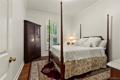 Welcome to 1821 Point Clear Road, a Lake Tuscaloosa retreat - photo 38