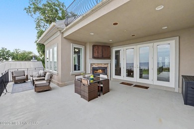 Experience an extraordinary level of privacy, luxury, and - photo 41
