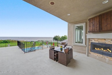 Experience an extraordinary level of privacy, luxury, and - photo 42