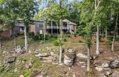 Welcome to 1821 Point Clear Road, a Lake Tuscaloosa retreat - photo 42
