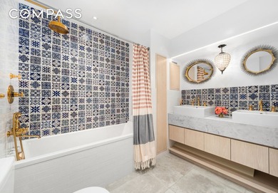 Residence 4D at 622 Greenwich Street is a rare three-bedroom - photo 10