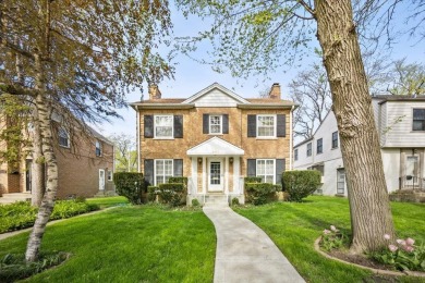 Lake Home For Sale in Skokie, Illinois