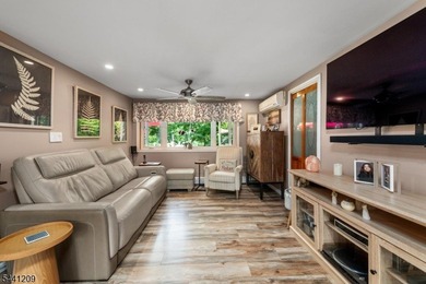 Once in a lifetime opportunity to own one of the largest - photo 14