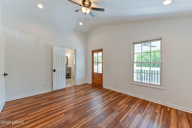 Newly renovated! Double porches in the Lowcountry fashion invite - photo 17