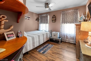 Once in a lifetime opportunity to own one of the largest - photo 23