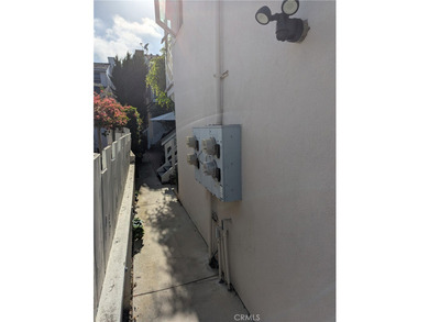 Truly a one-of-a-kind *unicorn* property! Tucked away in the - photo 3