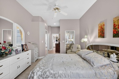 Well maintained 2002 Hanover Home located in the highly - photo 23
