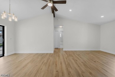 COMPLETLEY REMODELED INSIDE & OUT CREAM PUFF POOL HOME!! - photo 24