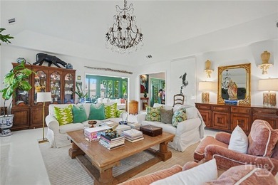 Welcome to 2 Mackay Lane, a designer's island retreat where a - photo 5