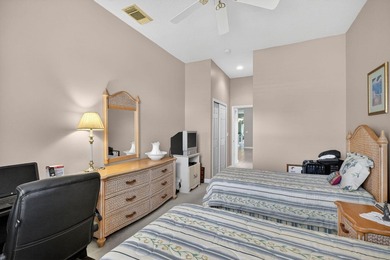 Well maintained 2002 Hanover Home located in the highly - photo 29