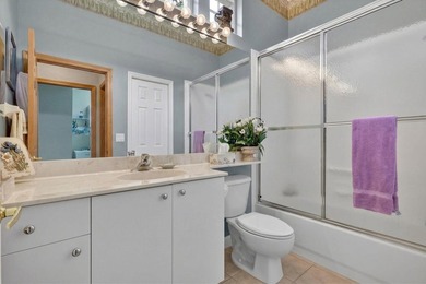 Well maintained 2002 Hanover Home located in the highly - photo 35