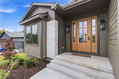 Nestled on a private, wooded estate lot at the end of a quiet - photo 5