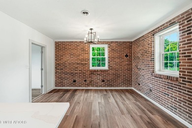 Have you been looking for the modern farmhouse or barndominium - photo 11