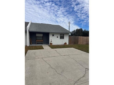 Lake Gibson Townhome/Townhouse For Sale in Lakeland Florida