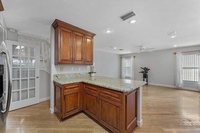 Beautiful, spacious 4-bedroom, 3-bath with a 2-car garage home - photo 14