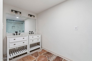 Have you been looking for the modern farmhouse or barndominium - photo 16