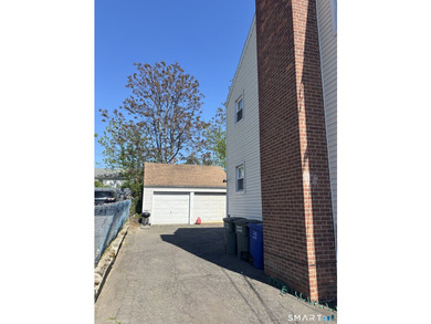 Welcome to this 2 Family Home with a large two car detached - photo 19