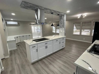 Located in the desirable 55+ pet-friendly community of Bayshore - photo 4