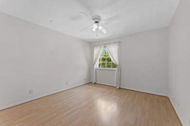 Beautiful, spacious 4-bedroom, 3-bath with a 2-car garage home - photo 25