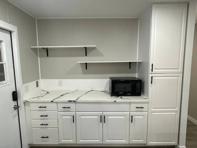 Located in the desirable 55+ pet-friendly community of Bayshore - photo 9