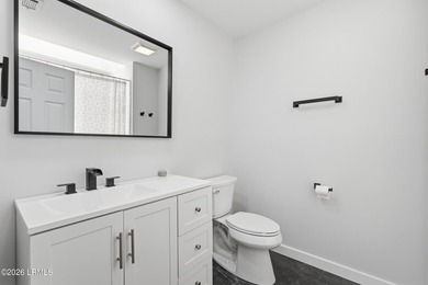 Gorgeously updated, move-in ready home in Moss Creek set on a - photo 31