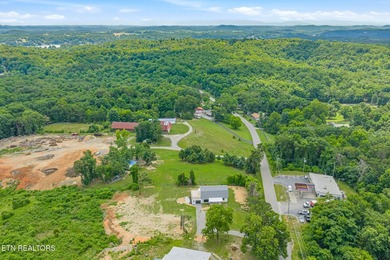 Have you been looking for the modern farmhouse or barndominium - photo 35